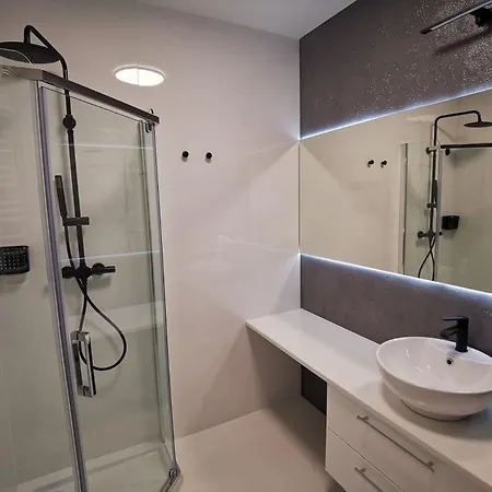 New Lubelska - Przestronny, Z Widokiem, Czysto, Swiezo, Balkon * Rzeszow