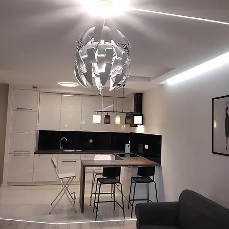 New Lubelska - Przestronny, Z Widokiem, Czysto, Swiezo, Balkon דירה *