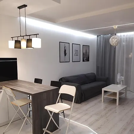 New Apartment Lubelska - Przestronny, Z Widokiem I Balkonem Appartamento Rzeszów