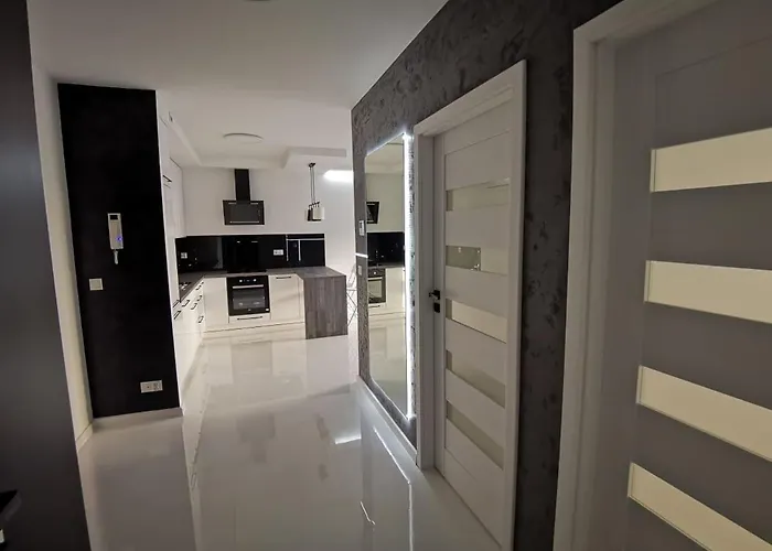 New Lubelska - Przestronny, Z Widokiem, Czysto, Swiezo, Balkon Appartement