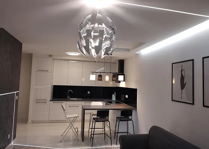 New Lubelska - Przestronny, Z Widokiem, Czysto, Swiezo, Balkon Apartment *